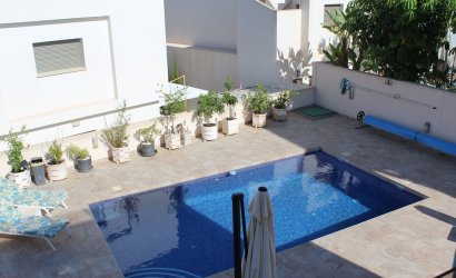Herverkoop - Villa -
San Miguel de Salinas - Inland