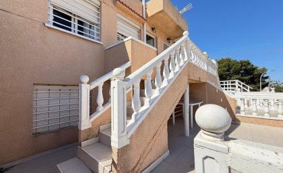 Herverkoop - Town House -
Gran Alacant - Monte y Mar Alto