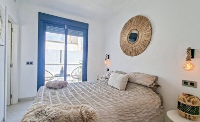 Resale - Villa -
Villamartin - Costa Blanca