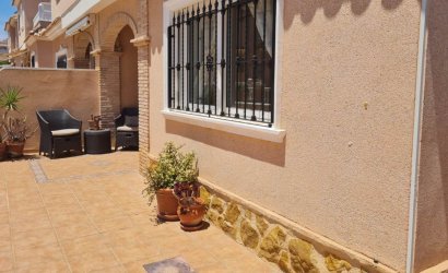 Revente - Villa -
Villamartin - Costa Blanca