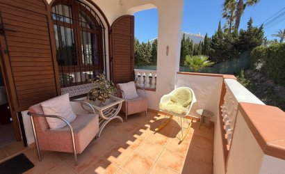 Herverkoop - Villa -
Orihuela - Inland