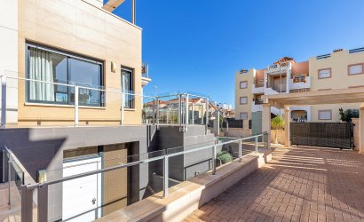 Reventa - Villa -
Orihuela Costa - Costa Blanca