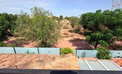 Revente - Villa -
Los Montesinos - La Herrada