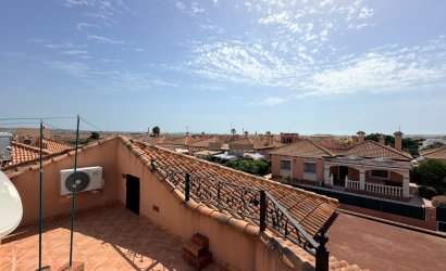 Revente - Villa -
Los Montesinos - La Herrada