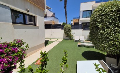 Herverkoop - Villa -
Torrevieja - Costa Blanca