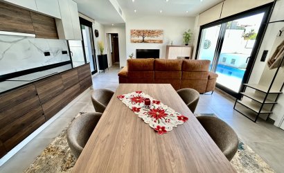 Reventa - Villa -
Villamartin - Costa Blanca