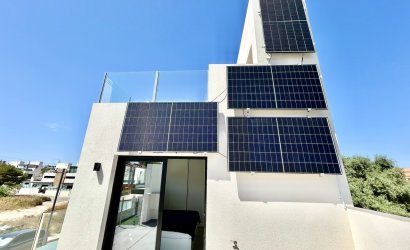 Reventa - Villa -
Villamartin - Costa Blanca
