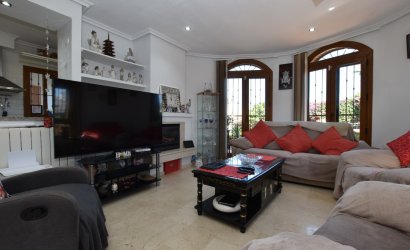Herverkoop - Villa -
Algorfa - Inland