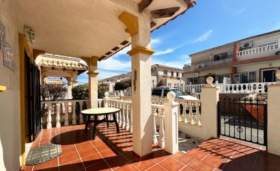 Herverkoop - Town House -
Orihuela Costa - Costa Blanca