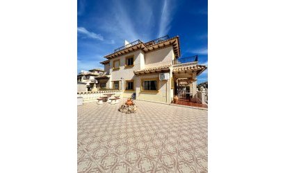 Herverkoop - Town House -
Orihuela Costa - Costa Blanca