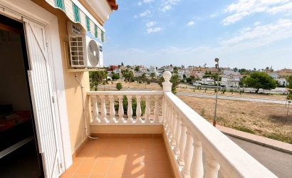 Herverkoop - Villa -
Villamartin - Costa Blanca