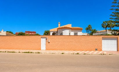 Herverkoop - Villa -
Torrevieja - Costa Blanca