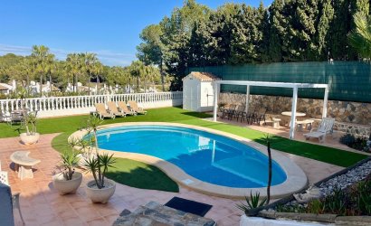 Revente - Villa -
Villamartin - Costa Blanca