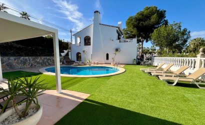 Revente - Villa -
Villamartin - Costa Blanca