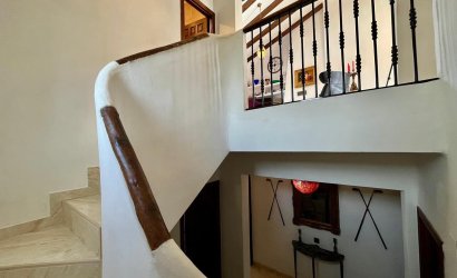 Revente - Villa -
Villamartin - Costa Blanca