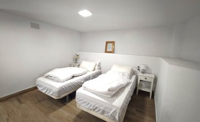 Herverkoop - Villa -
Algorfa - Inland