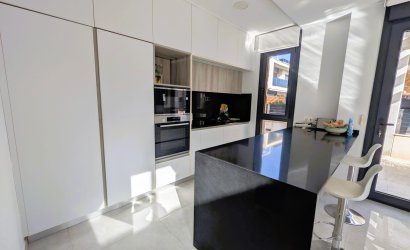 Revente - Villa -
Cabo Roig - Costa Blanca