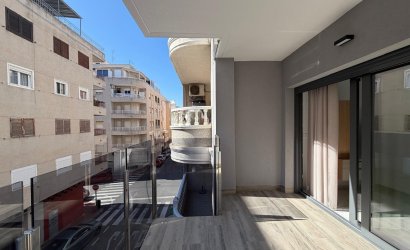 Herverkoop - Apartment -
Torrevieja - Estacion De Autobuses