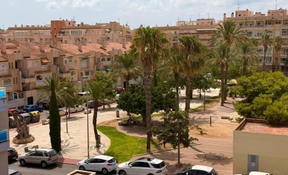 Resale - Apartment -
Torrevieja - Estacion De Autobuses