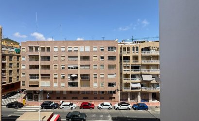 Revente - Apartment -
Torrevieja - Playa del Cura