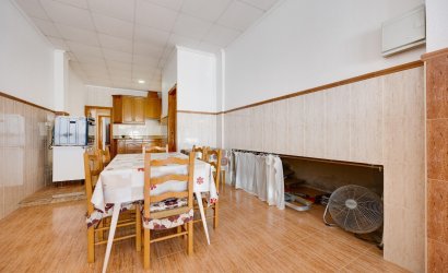 Revente - Apartment -
Torrevieja - Paseo Maritimo