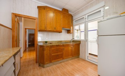 Revente - Apartment -
Torrevieja - Paseo Maritimo