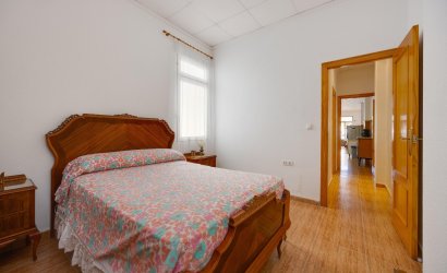 Revente - Apartment -
Torrevieja - Paseo Maritimo