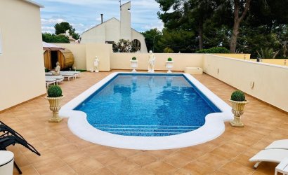 Herverkoop - Villa -
San Miguel de Salinas - Inland