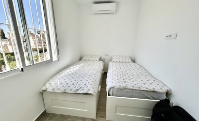 Revente - Villa -
Villamartin - Costa Blanca