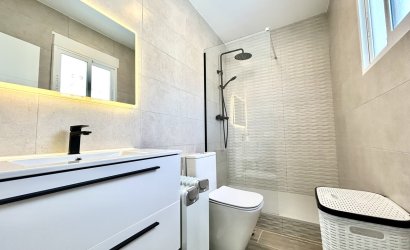 Revente - Villa -
Villamartin - Costa Blanca