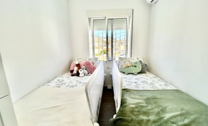 Revente - Villa -
Villamartin - Costa Blanca
