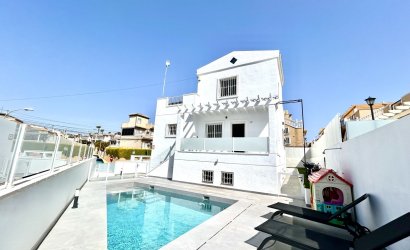 Revente - Villa -
Villamartin - Costa Blanca