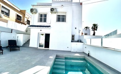 Revente - Villa -
Villamartin - Costa Blanca