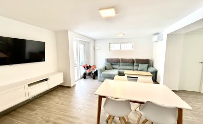 Revente - Villa -
Villamartin - Costa Blanca