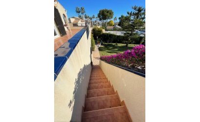 Herverkoop - Villa -
Villamartin - Costa Blanca