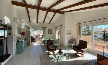 Herverkoop - Villa -
Villamartin - Costa Blanca