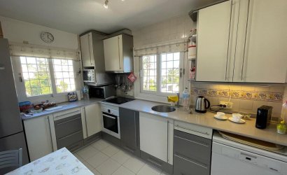 Herverkoop - Villa -
Villamartin - Costa Blanca