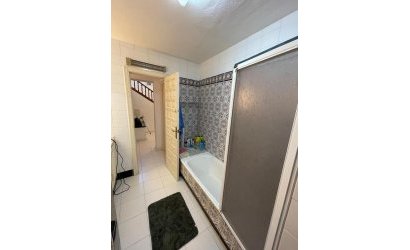 Herverkoop - Villa -
Villamartin - Costa Blanca