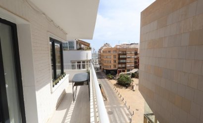Revente - Attique -
Torrevieja - Costa Blanca