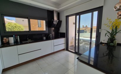 Herverkoop - Villa -
Torrevieja - Costa Blanca