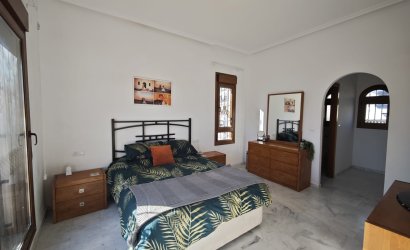 Herverkoop - Villa -
Algorfa - Inland