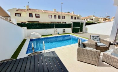 Herverkoop - Villa -
Ciudad Quesada - Costa Blanca
