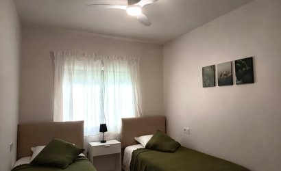 Resale - Bungalow -
Orihuela Costa - Costa Blanca