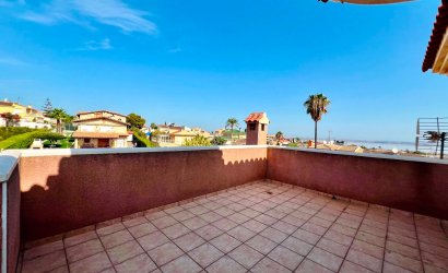 Herverkoop - Villa -
Orihuela - Inland