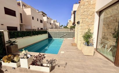Herverkoop - Town House -
Ciudad Quesada - Costa Blanca
