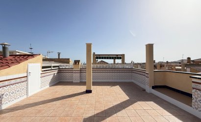 Herverkoop - Town House -
Torrevieja - Miramar - Torre Del Moro