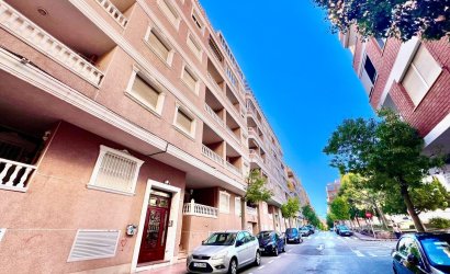 Revente - Apartment -
Torrevieja - Playa del Cura