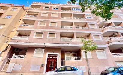 Revente - Apartment -
Torrevieja - Playa del Cura