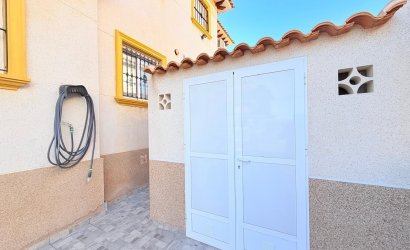Herverkoop - Town House -
Orihuela Costa - Las Filipinas