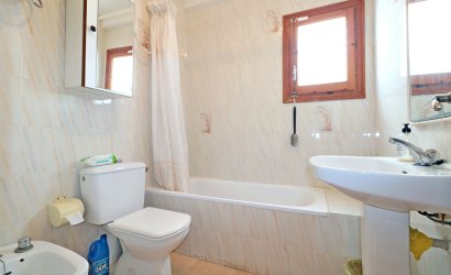 Herverkoop - Bungalow -
Torrevieja - El Acequión - Los Náufragos